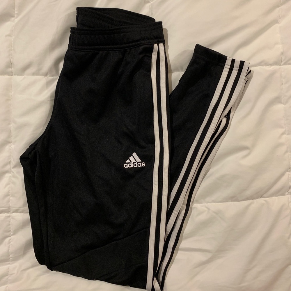 Like new Adidas women’s warm up pants, size S